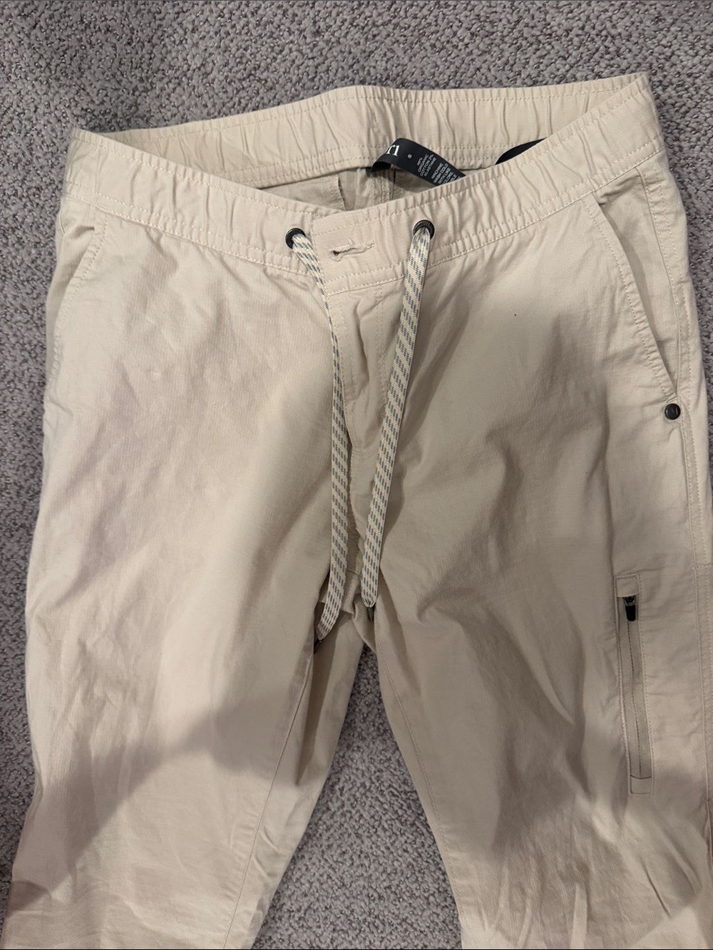 Vuori Lightweight Pants - khaki - like new - Picture 2 of 6